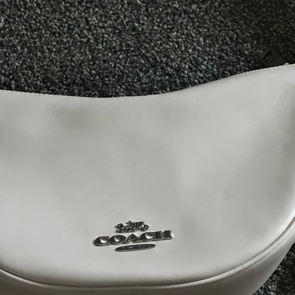 Coach convertible PACE bag W/Beachball bag charm - Picture 10 of 13